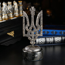 Бронзова скульптура "Тризуб з гілок свободи" на постаменті з лабрадориту (24см)