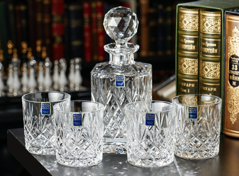 Високоякісний британський кришталь ручної роботи